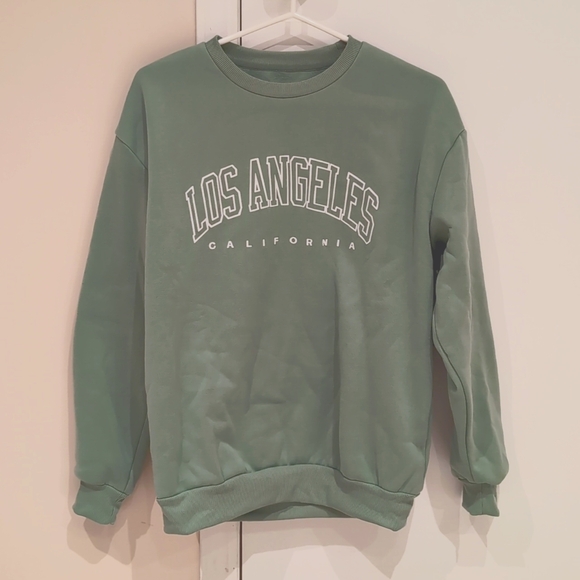 Sweater - Picture 2 of 3